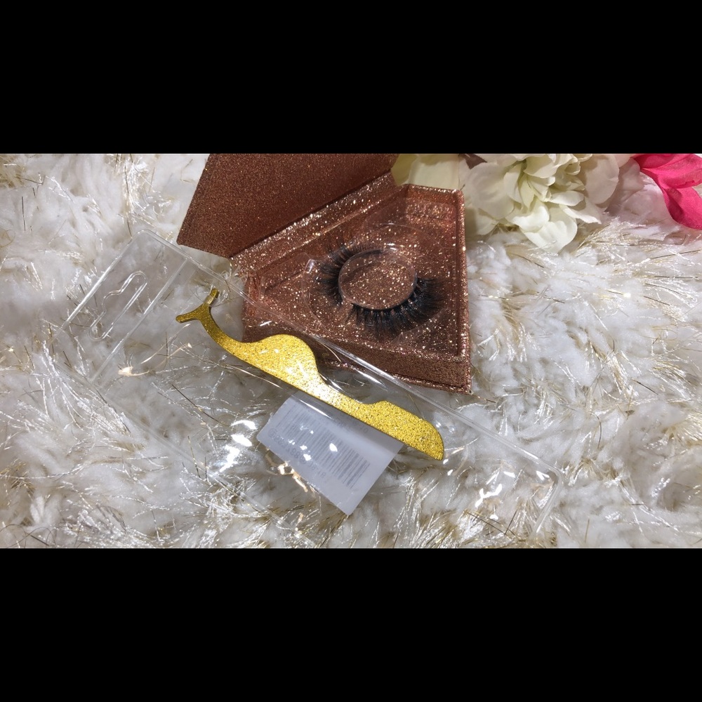 🌵Beautiful eyelashes🌵